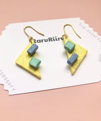 Triangle／Yellow／No.003