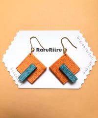 Squares and rectangles／Orange／No.002