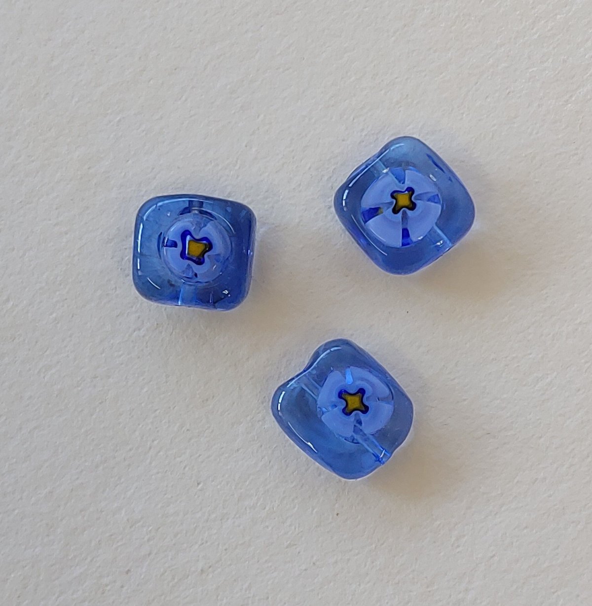 ベネチアンガラス ビーズ 正方形 12mm お花 クリアブルー 1個 | 香の都