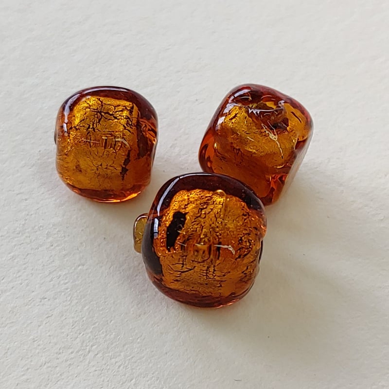 ベネチアンガラス ビーズ 立方体 11-13mm 茶(金) 1個 | 香の都