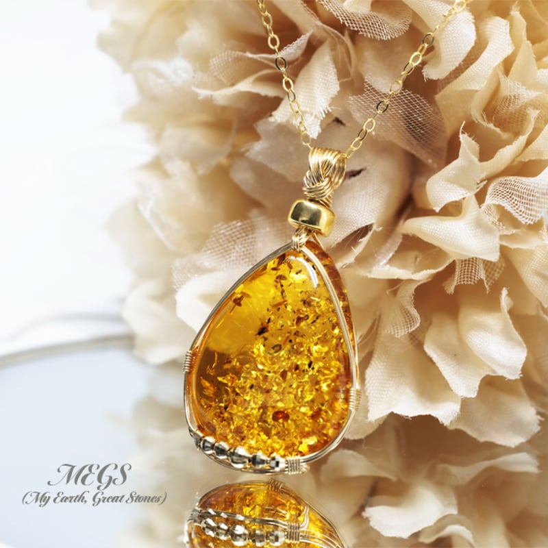 天然素材 金巻きイヤリング＆金巻きリング 585刻印 バングル ペンダントトップ 楽天市場】透かしデザイン ペンダントトップ アンティークエリカ