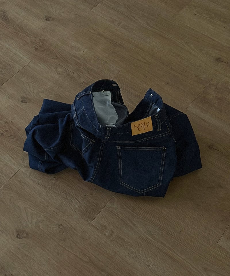 再入荷】 barrel leg wide denim / deep navy | Nalm.