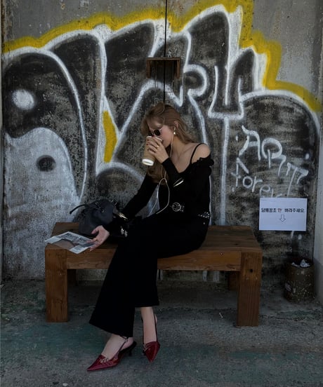 【再入荷】bootscut slim pants / black