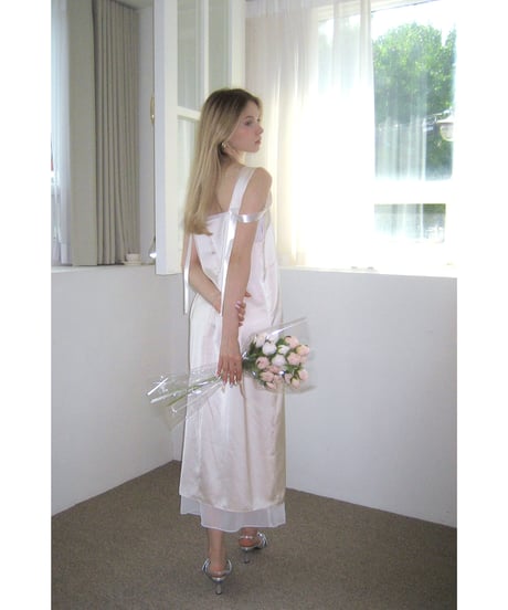 グロッシーレイヤードワンピース/パールホワイト