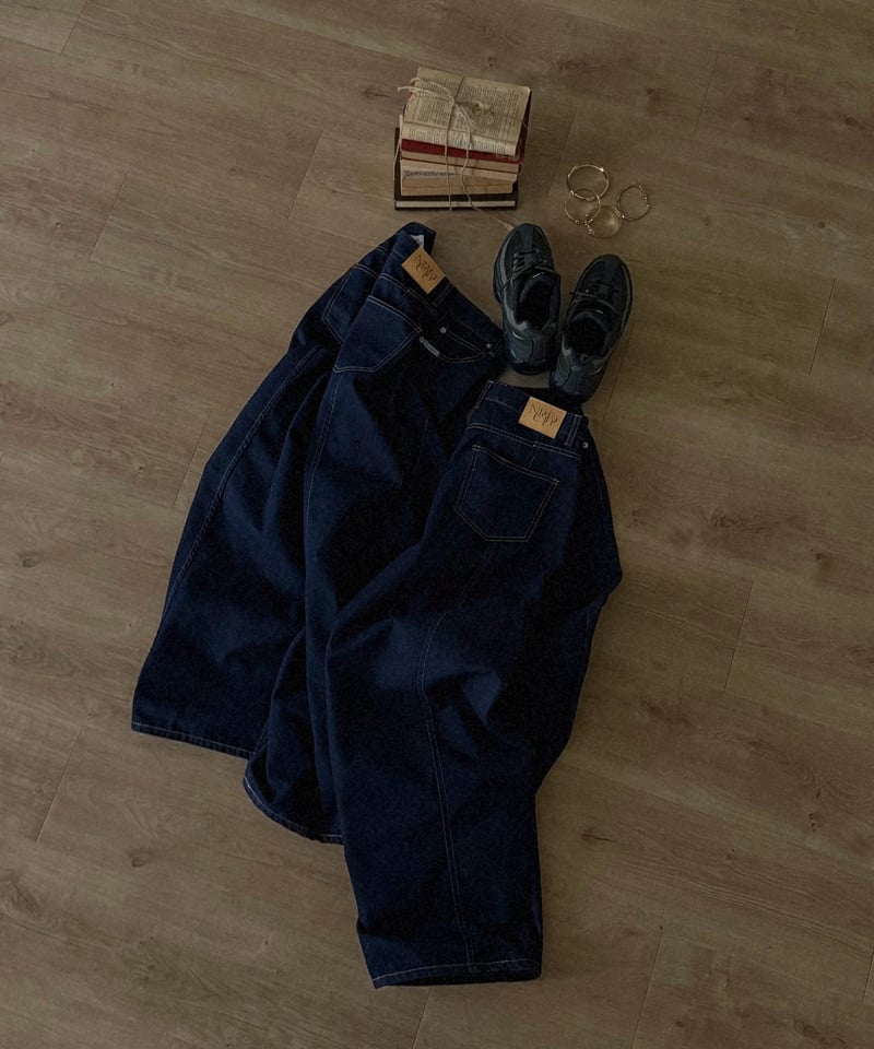 再入荷】 barrel leg wide denim / deep navy | Nalm.