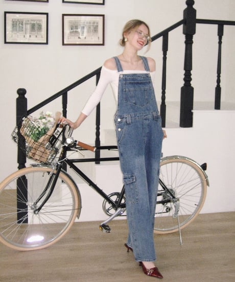 wide low-rise overall