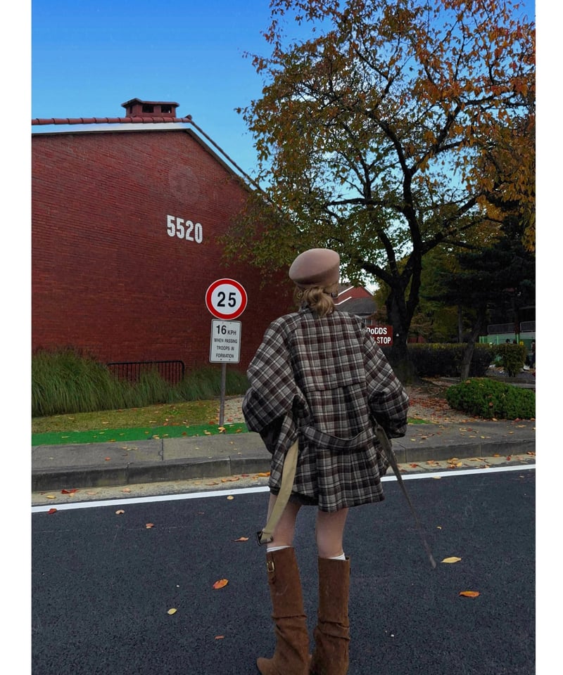 reversible frill half trench | Nalm.