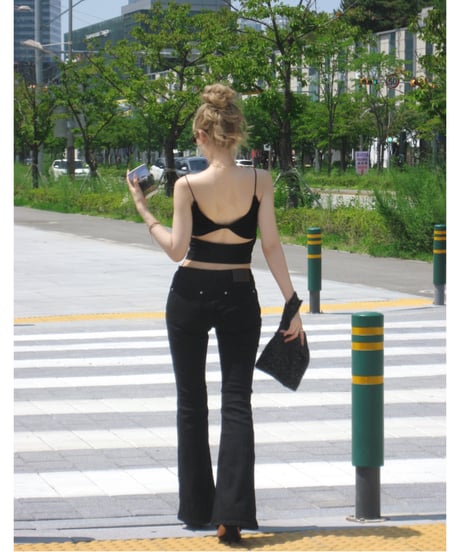 【再入荷】bootscut slim pants / black