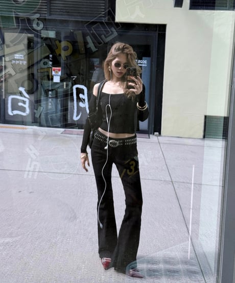 【再入荷】bootscut slim pants / black