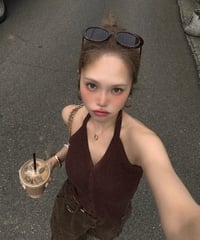 V-neck halter cami /brown