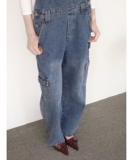 wide low-rise overall