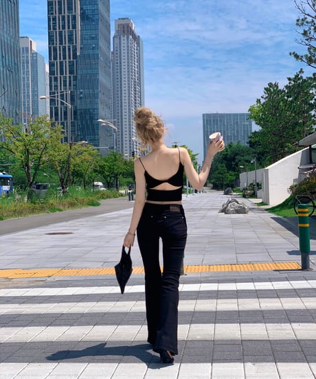 【再入荷】bootscut slim pants / black