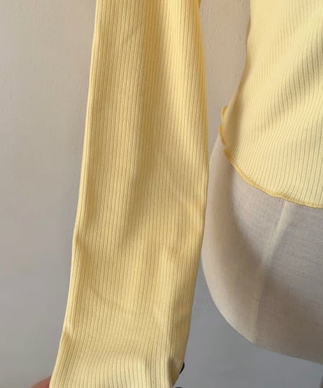 u-neck slim cardigan/yellow