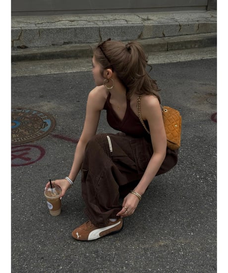 volu over cargo pants /brown
