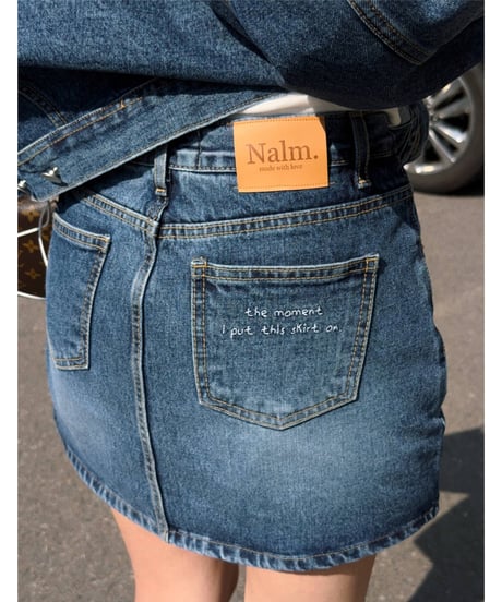 girls happy denim skirt  / vintage wash blue