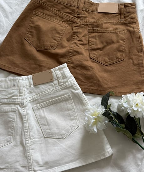 classic denim mini skirt / white