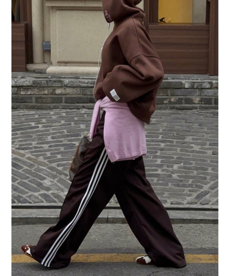 peak a boo hoodie / cocoa brown
