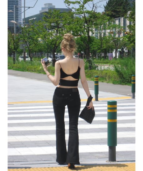 open-back cami top /black