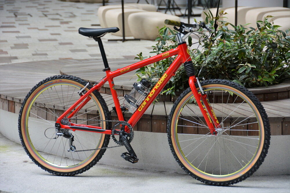 キャノンデールF400 cannondale【ほぼ原型車】1999年式頃 キャノンデールF400 cannondale【ほぼ原型車】1999年式頃