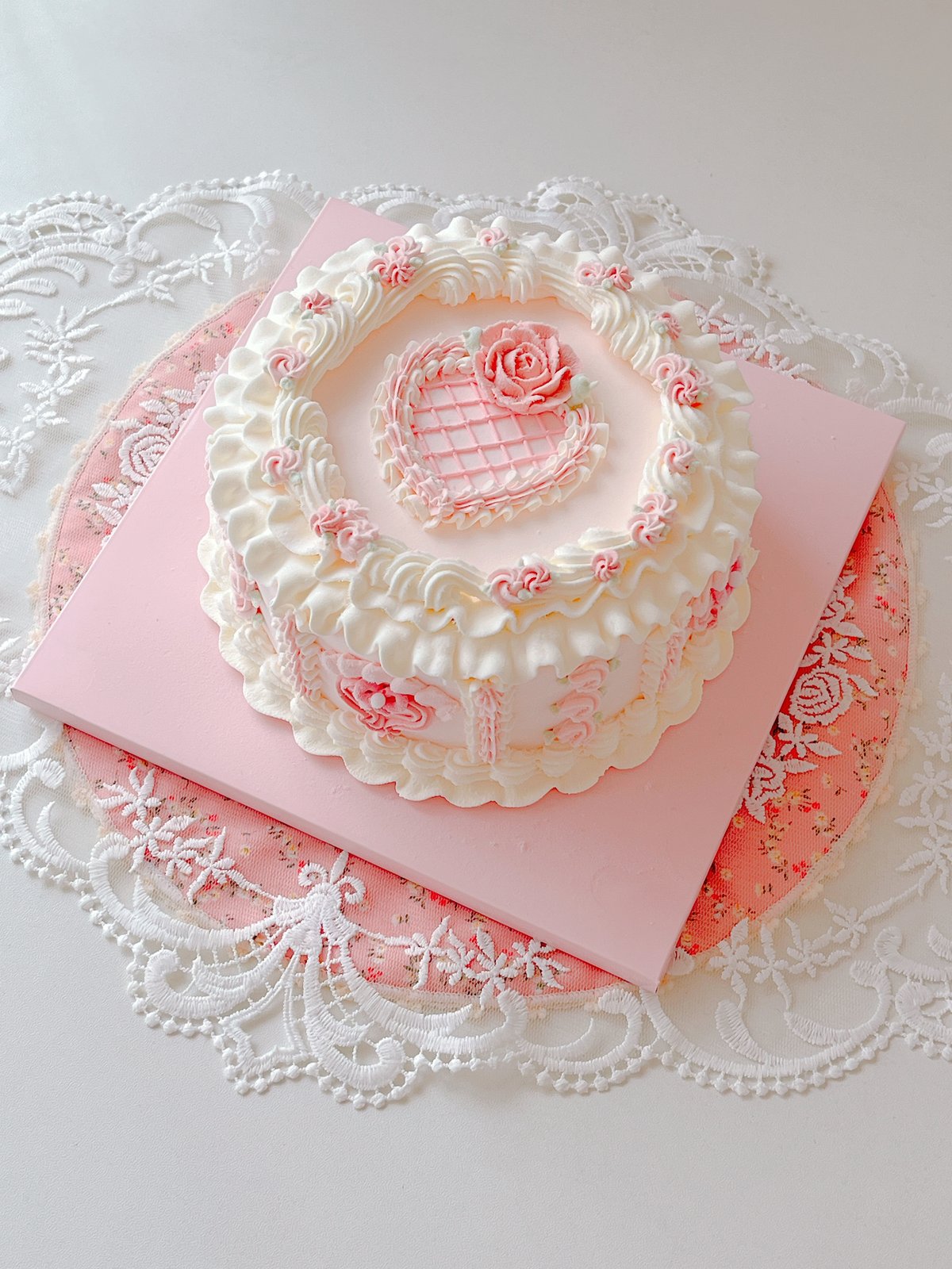 ピンクの台紙に変更 | Sweeten your day CAKE SHOP