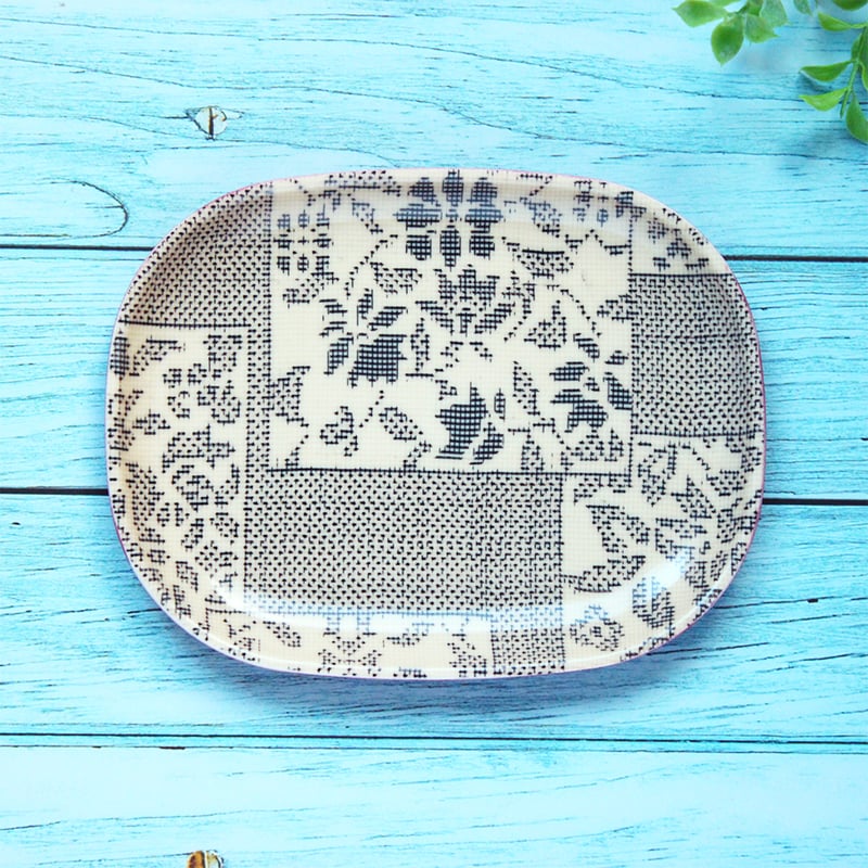 オーバル小皿 16×12cm【紬】白大島風 | 霜旦舎 定右衛門商店｜着物