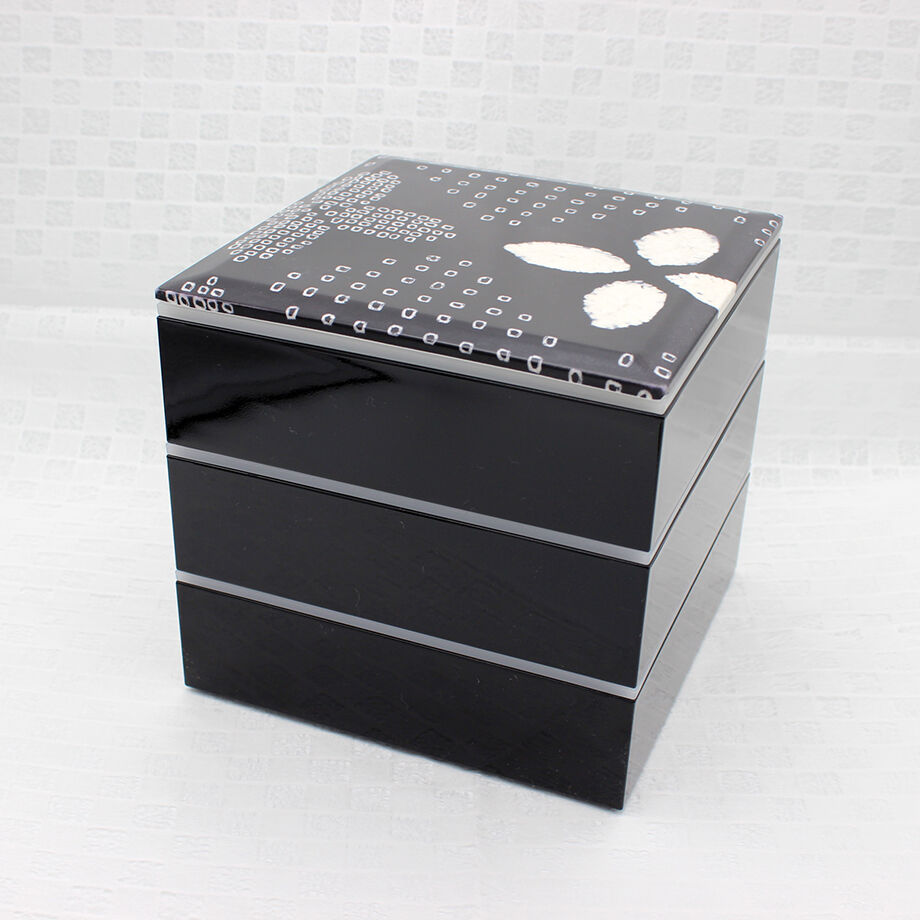 灰釉春秋重箱 3段重箱 18cm角【有松絞り】黒花 | 霜旦舎 定右衛門商店|着物