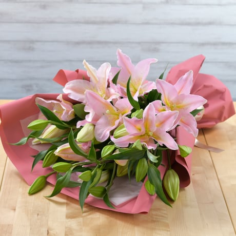 【Bouquet】選べるラッピングの花束　ピンクのユリ(生花）