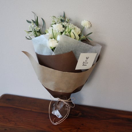 bouquet M　white＆green