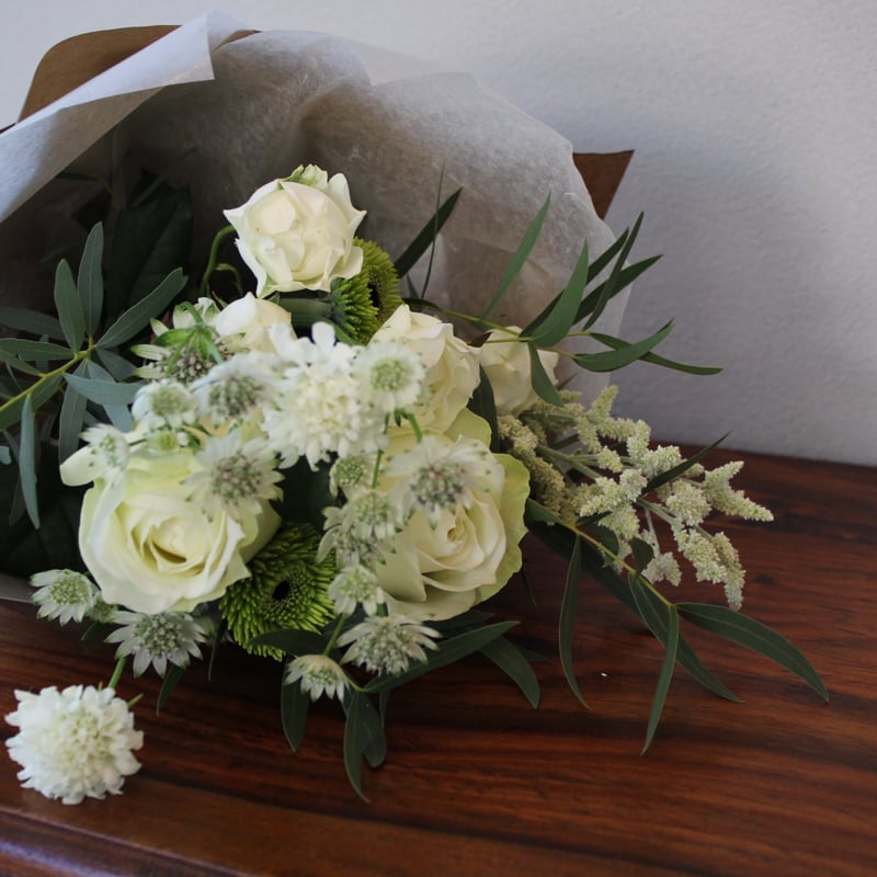 bouquet M white＆green | ル ブーケ アベイユ