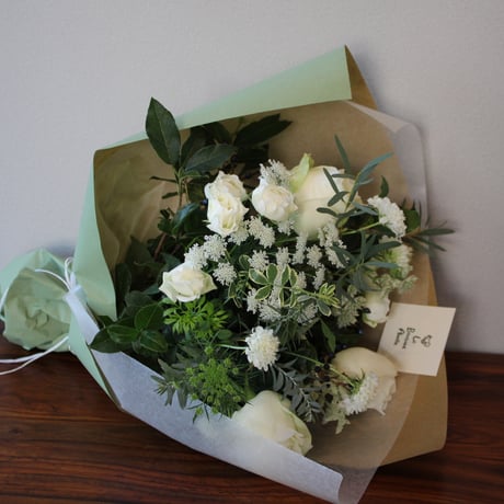 bouquet L white＆green | ル ブーケ アベイユ