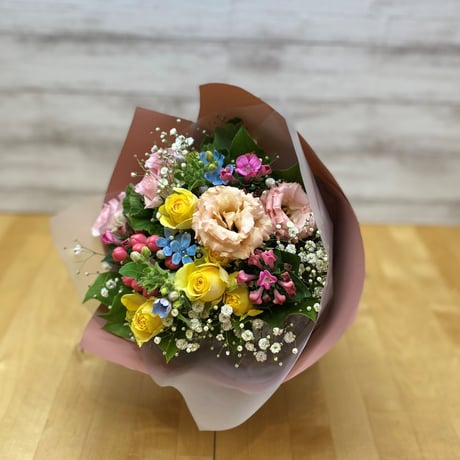 ★送料無料　カラフルブーケ　(生花）
