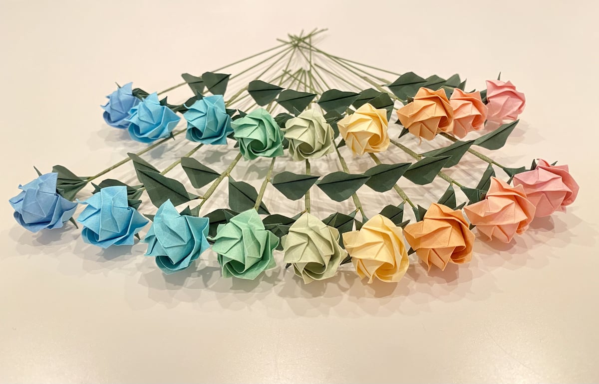 折り紙バラ(ミニ)18本セット | Origami Hiryo