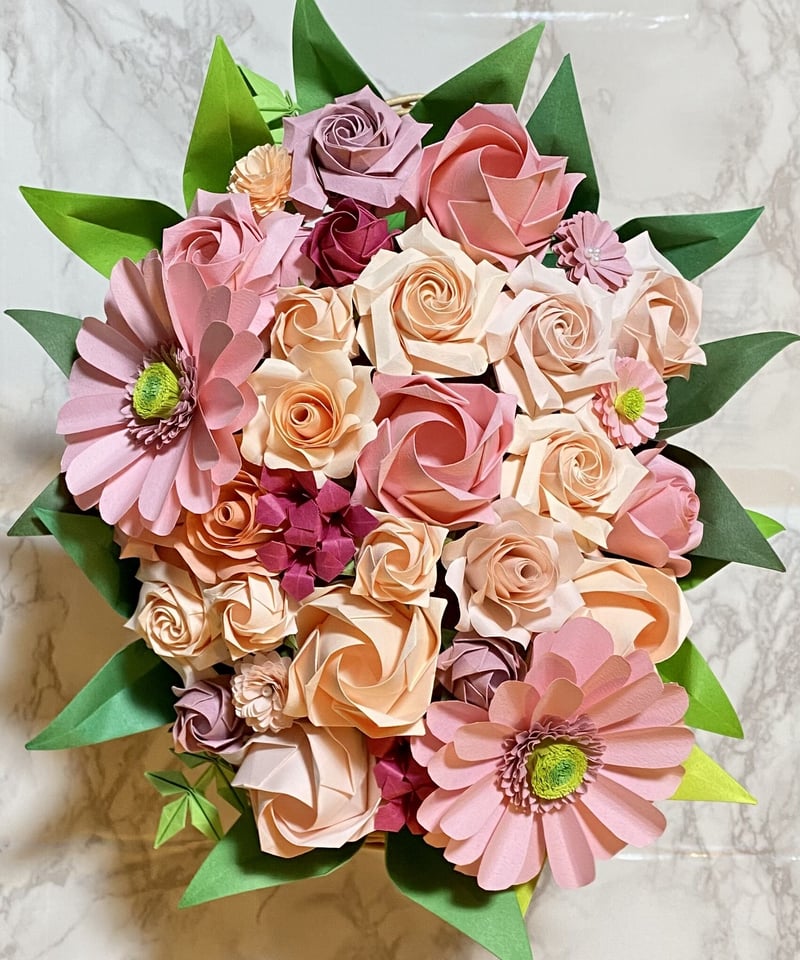 折り紙バラのフラワーアレンジメント(ピンク) | Origami Hiryo