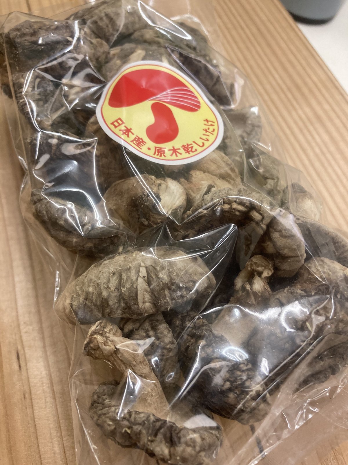 原木乾椎茸 徳用 無選別 小粒から中粒 | 安藤鰹節店