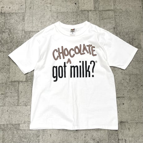 00s "got milk?" parody print T shirt