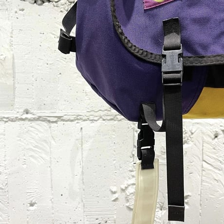 90s timbuk2 mulch colour messenger bag