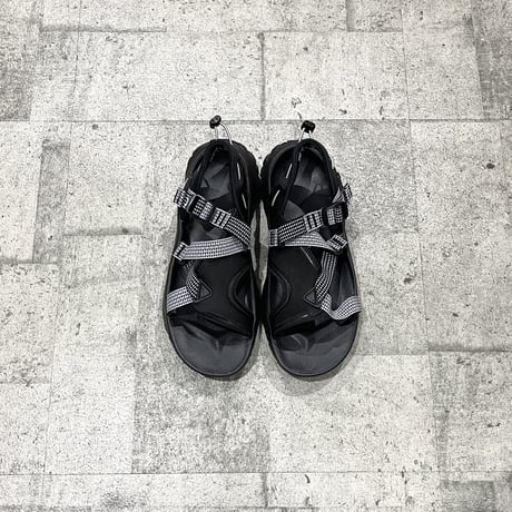 NIKE sandal