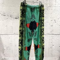 unknown design pile pants