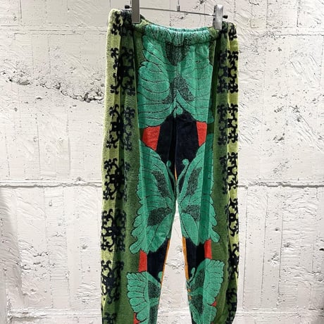 unknown design pile pants