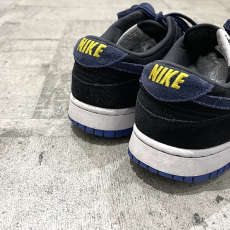 NIKE dunk low