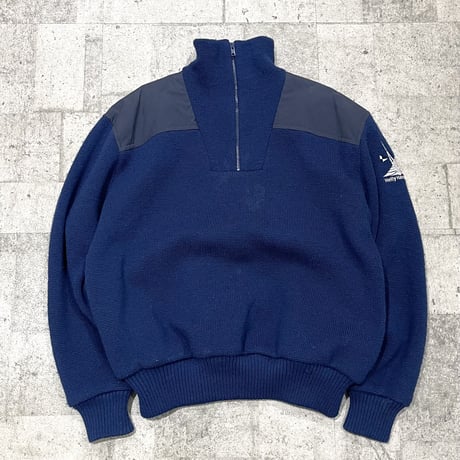 90s "Helly Hansen" half zip knit