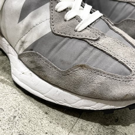 new balance 327sneaker