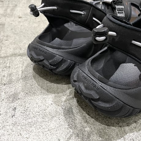 NIKE sandal
