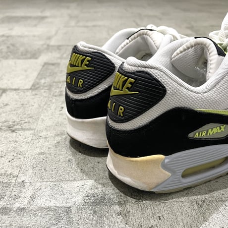 NIKE air max sneaker
