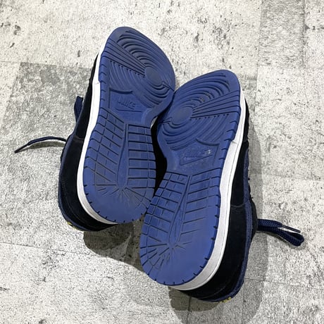NIKE dunk low