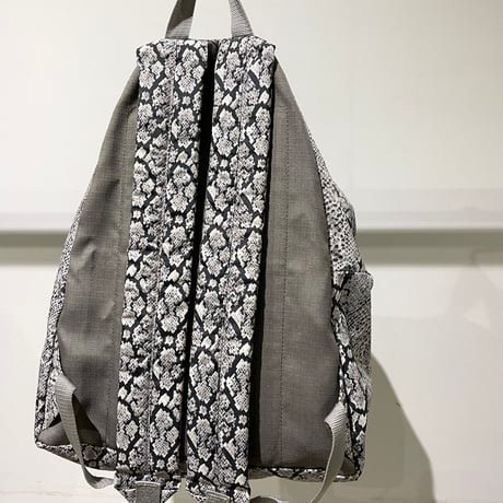 ケイタ様専用　snake skin backpack