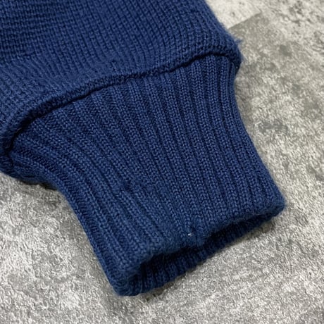 90s "Helly Hansen" half zip knit