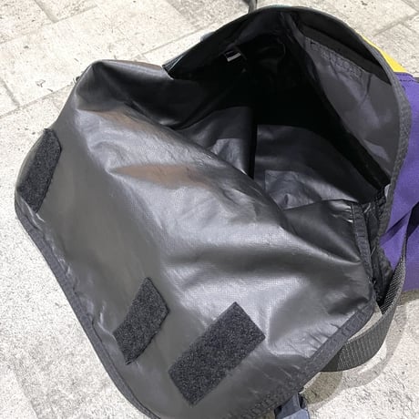 90s timbuk2 mulch colour messenger bag