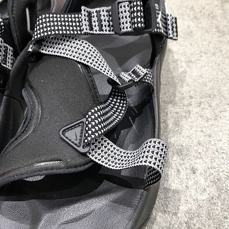 NIKE sandal