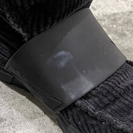 "PUMA" corduroy bore sneaker